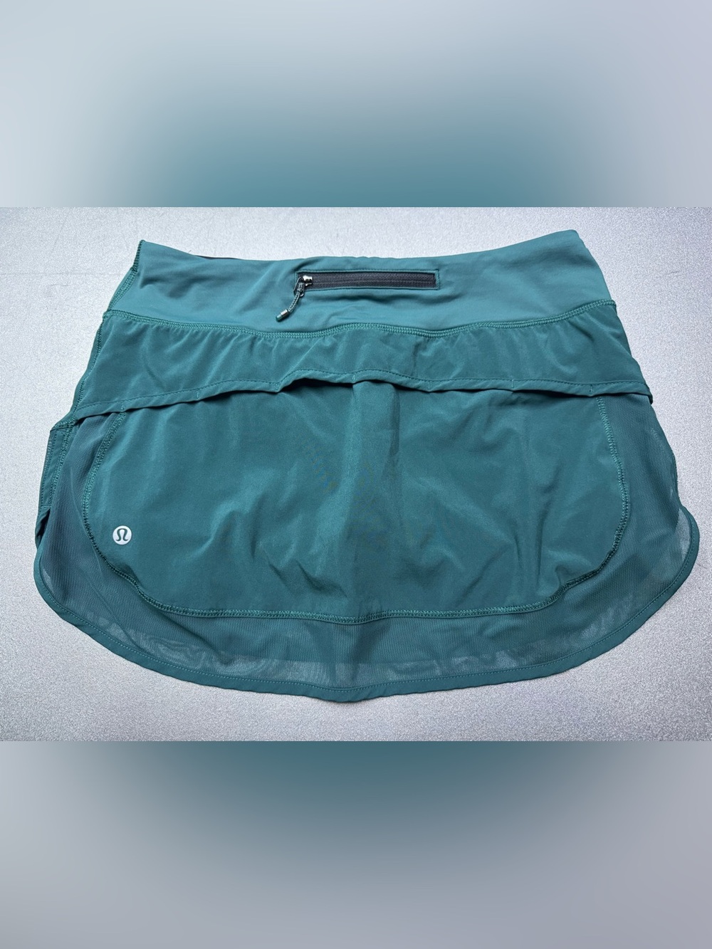 lululemon Hotty Hot High-Rise Skirt Skort Size 6 Green Tennis Running EUC - Picture 3 of 7